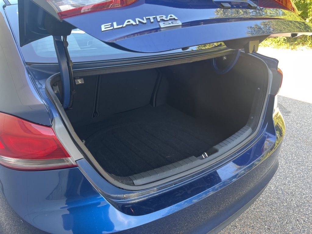 2018 Hyundai Elantra SE photo 7