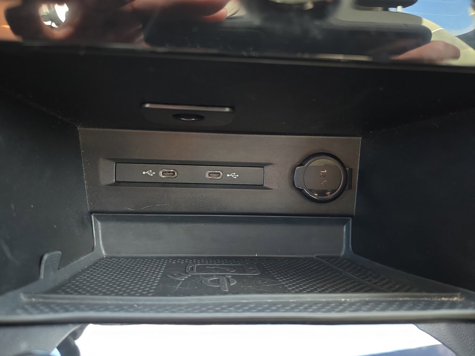 2024 Volkswagen Taos SE photo 17