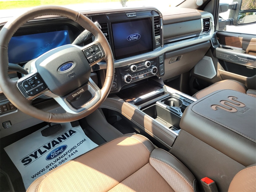 2025 Ford F-250 King Ranch photo 7
