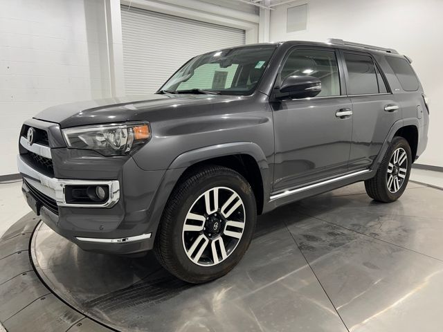 2018 Toyota 4Runner Limited's photo