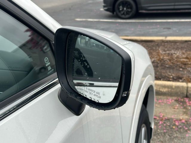 2025 Mazda CX-5 2.5 Select photo 10