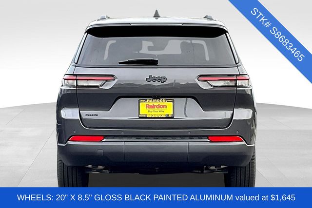 2025 Jeep Grand Cherokee Altitude photo 4
