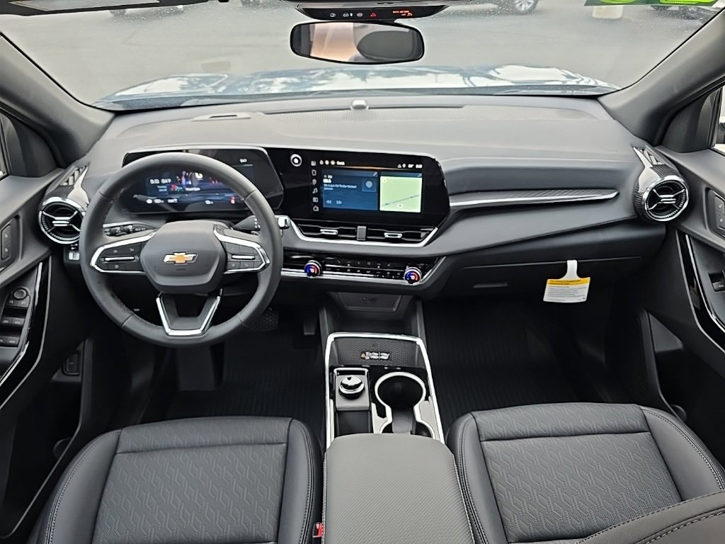 2026 Chevrolet Equinox LT photo 22