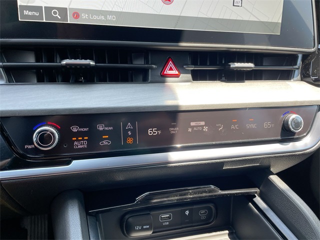 2025 Kia Sportage Plug-In Hybrid X-Line photo 35