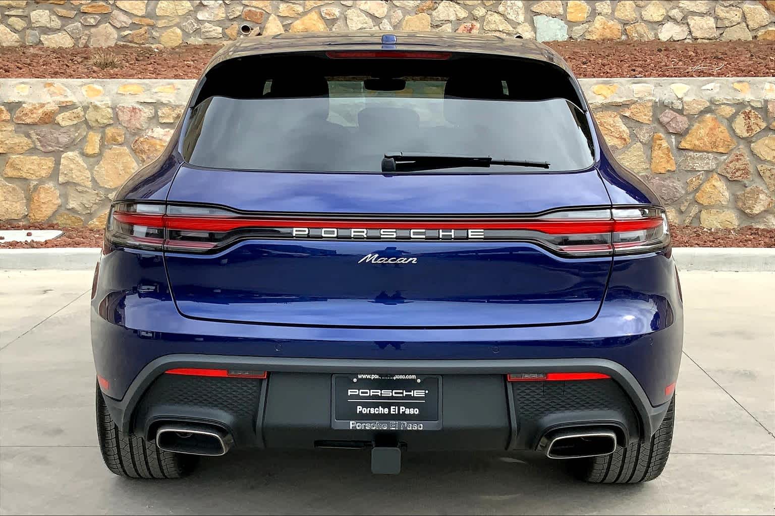 2024 Porsche Macan T photo 5