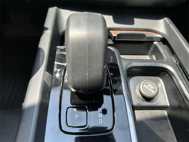 2023 Volvo XC60 B5 Plus photo 20