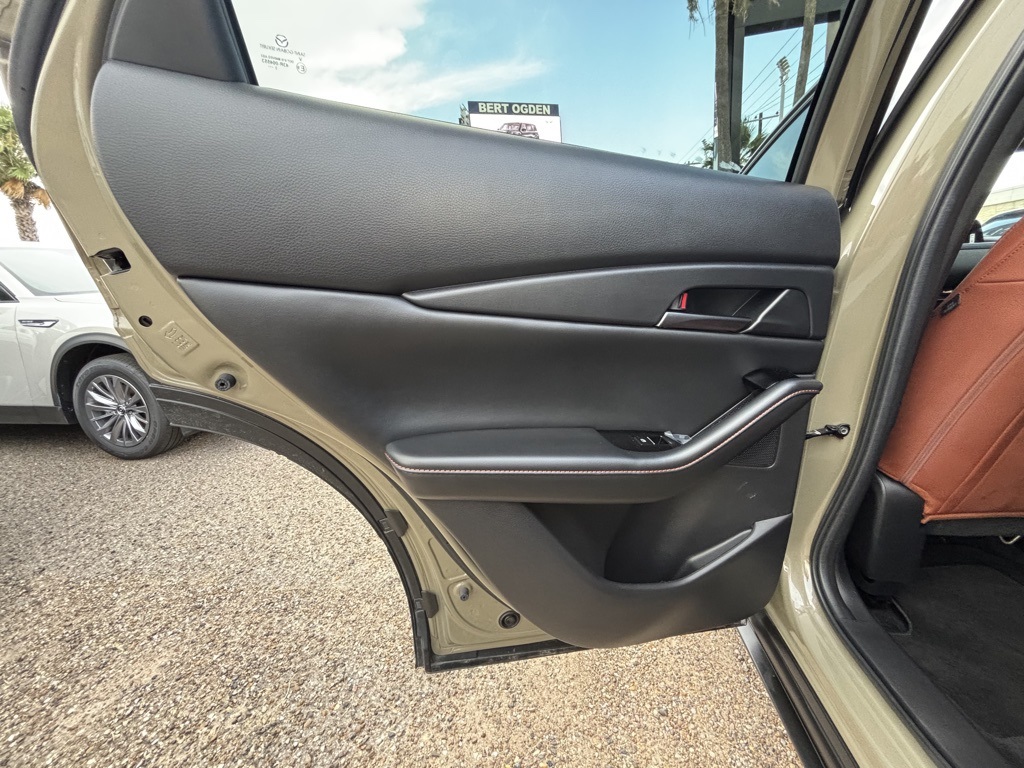 2024 Mazda CX-30 2.5 Carbon Turbo photo 15