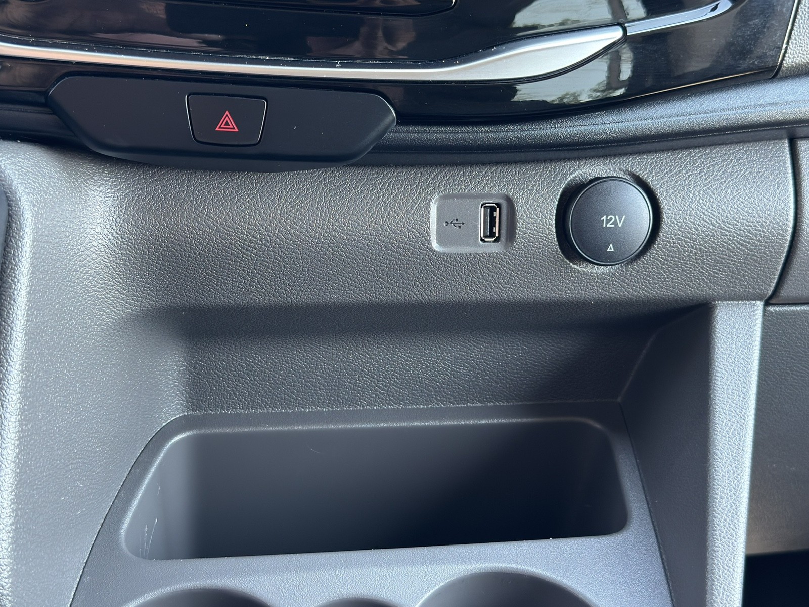 2024 Ford Transit photo 28