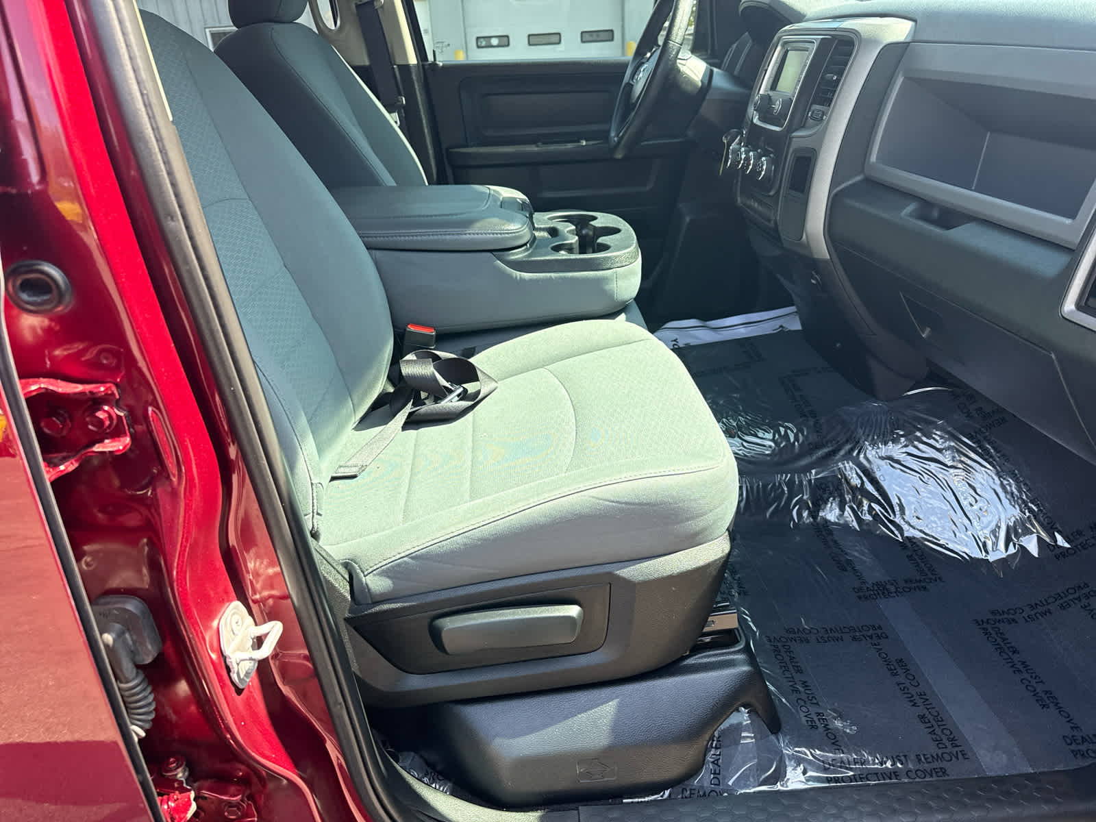 2017 Ram 1500 Express photo 12