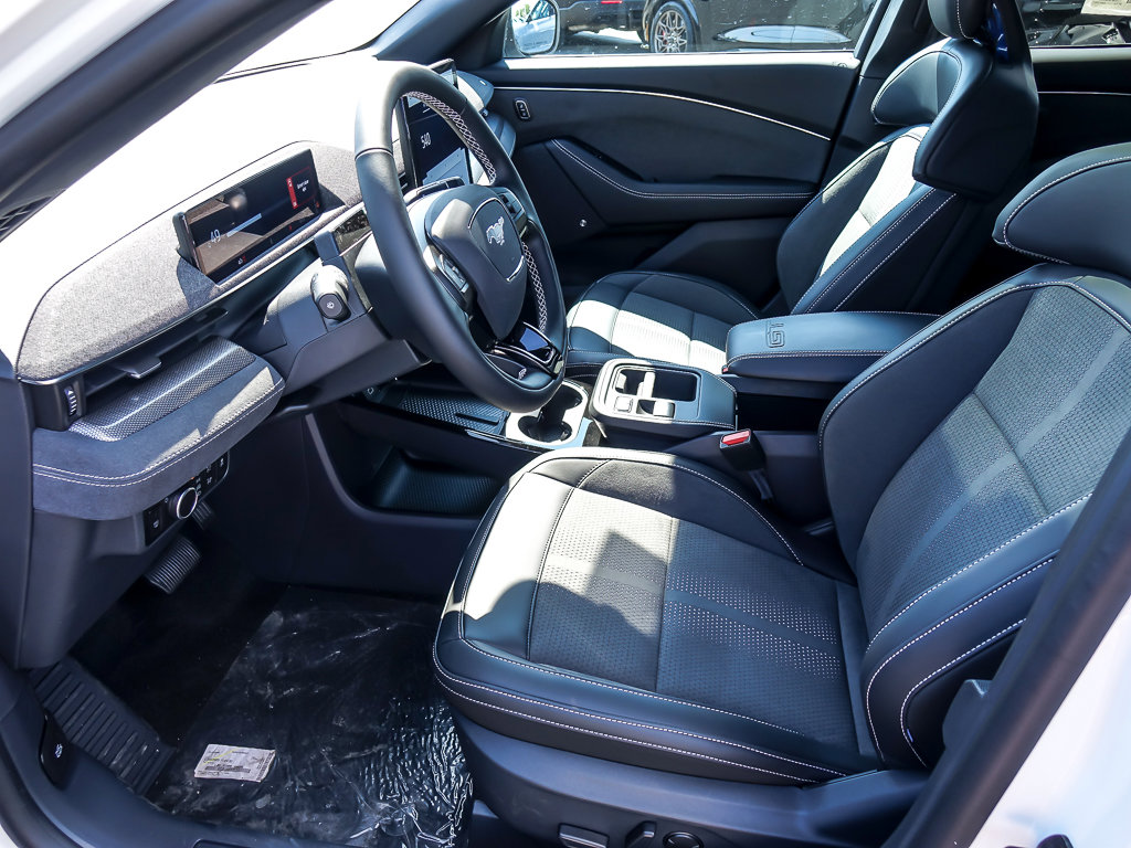 2025 FORD MUSTANG MACH-E - Image 7