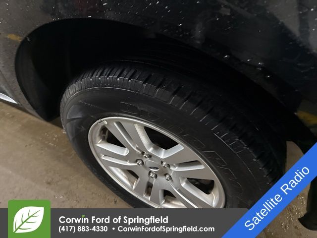 2013 Ford Edge SE photo 4