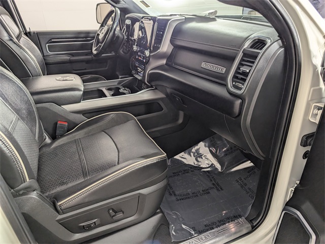 2022 Ram 2500 Laramie photo 17