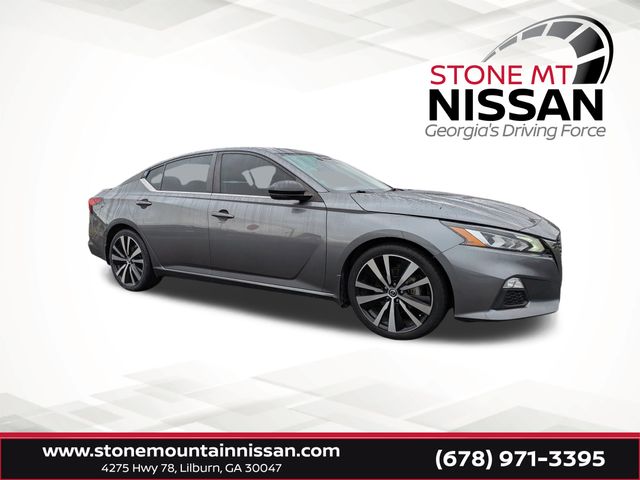 2021 Nissan Altima SR's photo