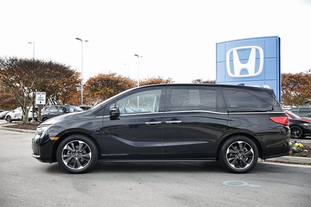 2024 Honda Odyssey Elite photo 4