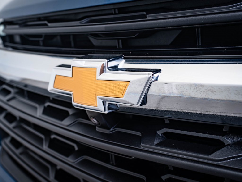 2024 Chevrolet Traverse LS photo 3