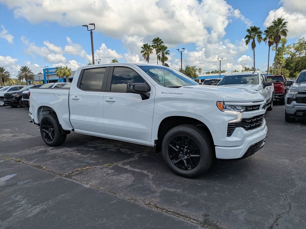 2025 Chevrolet Silverado 1500 RST photo 2