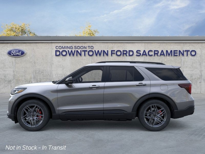 2025 Ford Explorer ST photo 2