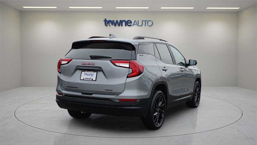 2023 Gmc Terrain SLE photo 4