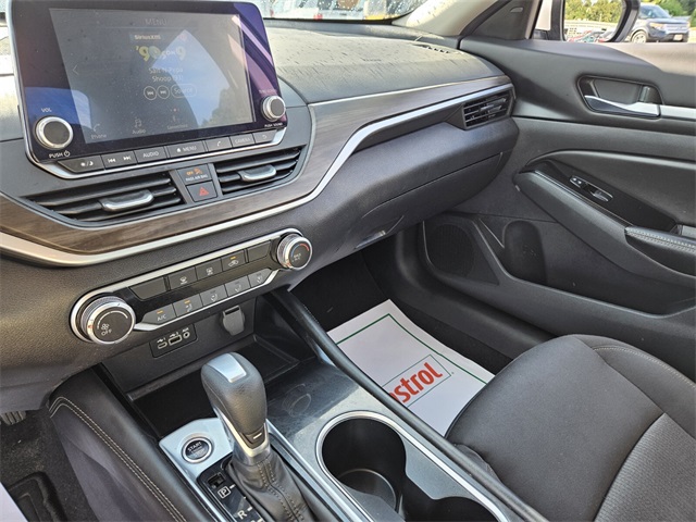 2023 Nissan Altima 2.5 SV photo 19
