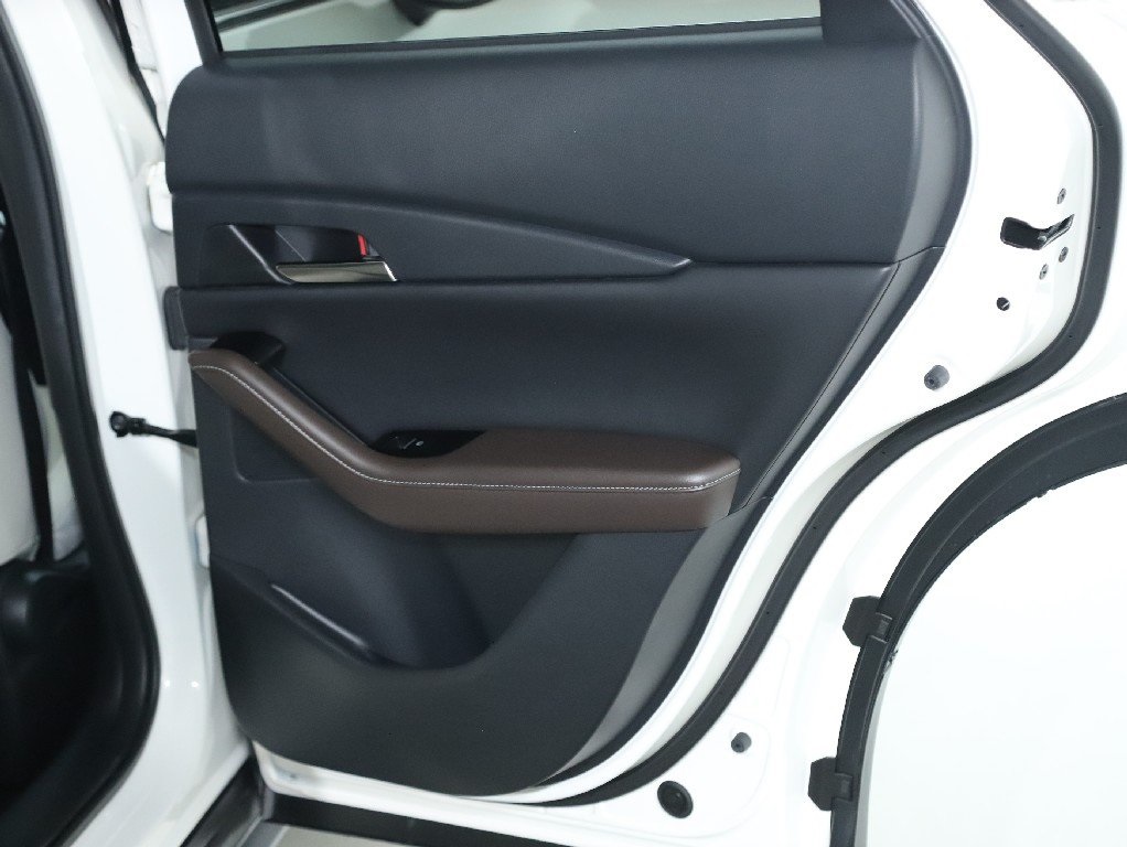2023 Mazda CX-30 2.5 S Premium photo 30
