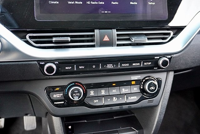 Used 2022 Gray Kia EX Premium image 28