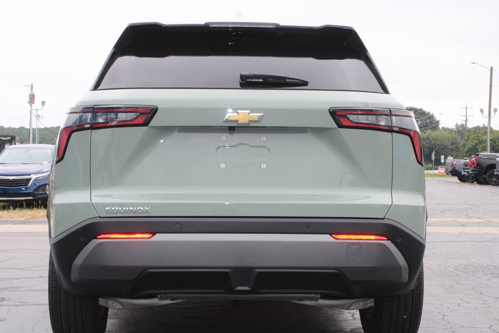 2026 Chevrolet Equinox LT photo 9