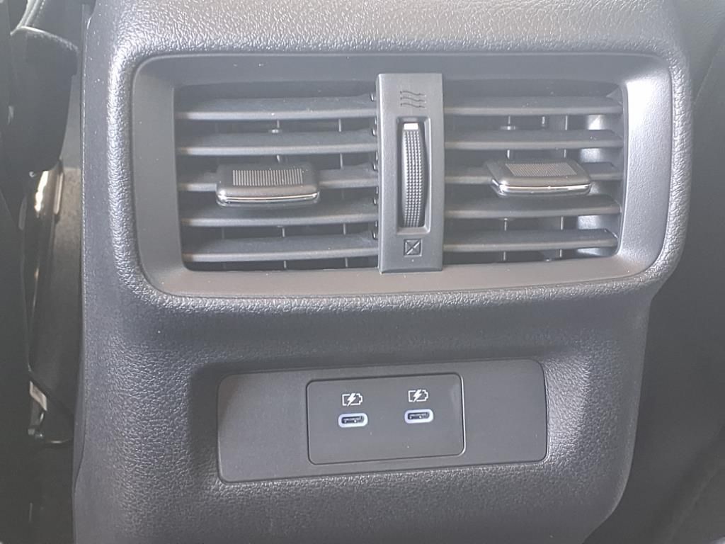 2025 Nissan Murano SV photo 20