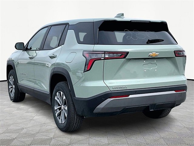 2026 Chevrolet Equinox LT photo 4