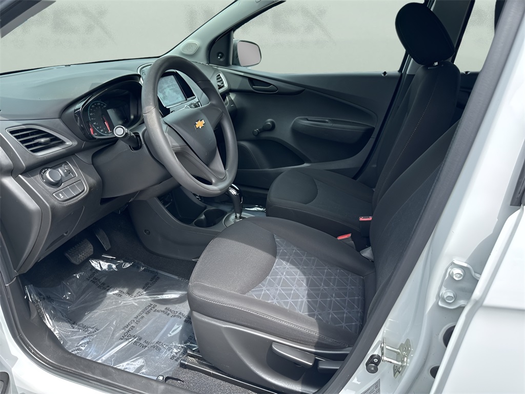2019 Chevrolet Spark LS photo 9