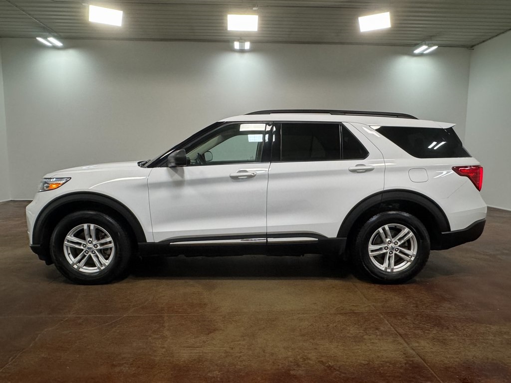 2023 Ford Explorer XLT photo 25
