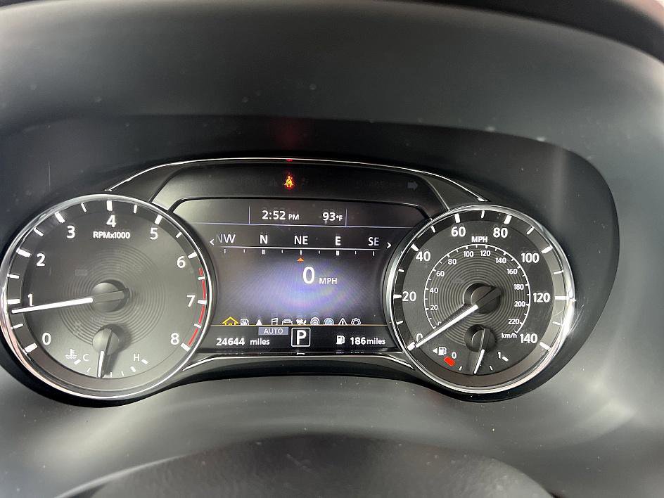 2023 Infiniti QX80 Luxe photo 21