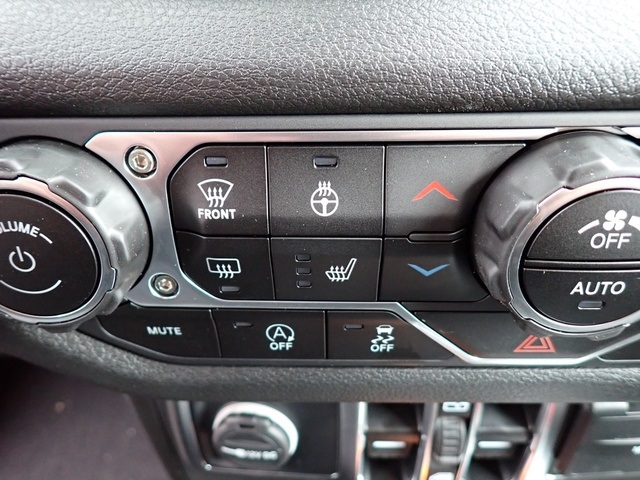 2025 Jeep Gladiator Sport S photo 17