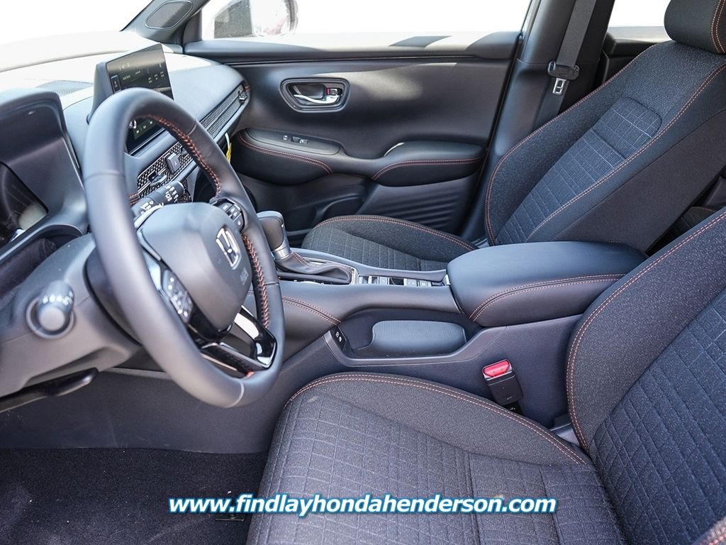 2026 Honda HR-V Sport photo 3
