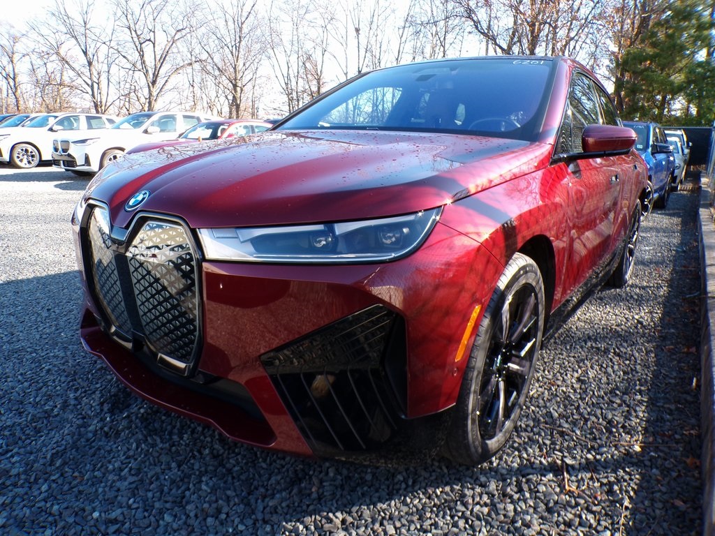 2024 BMW iX Base's photo