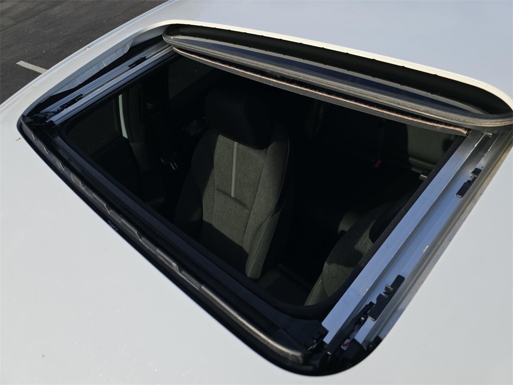 2024 Honda Accord Sport Hybrid photo 3