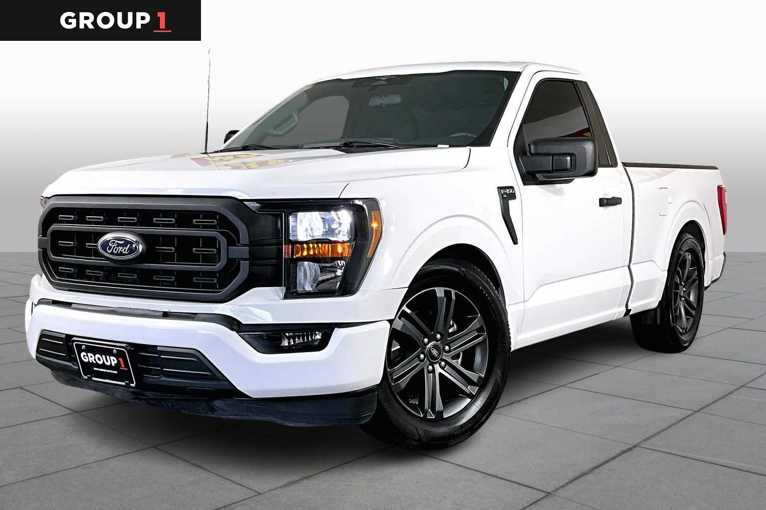2023 Ford F-150 XL's photo