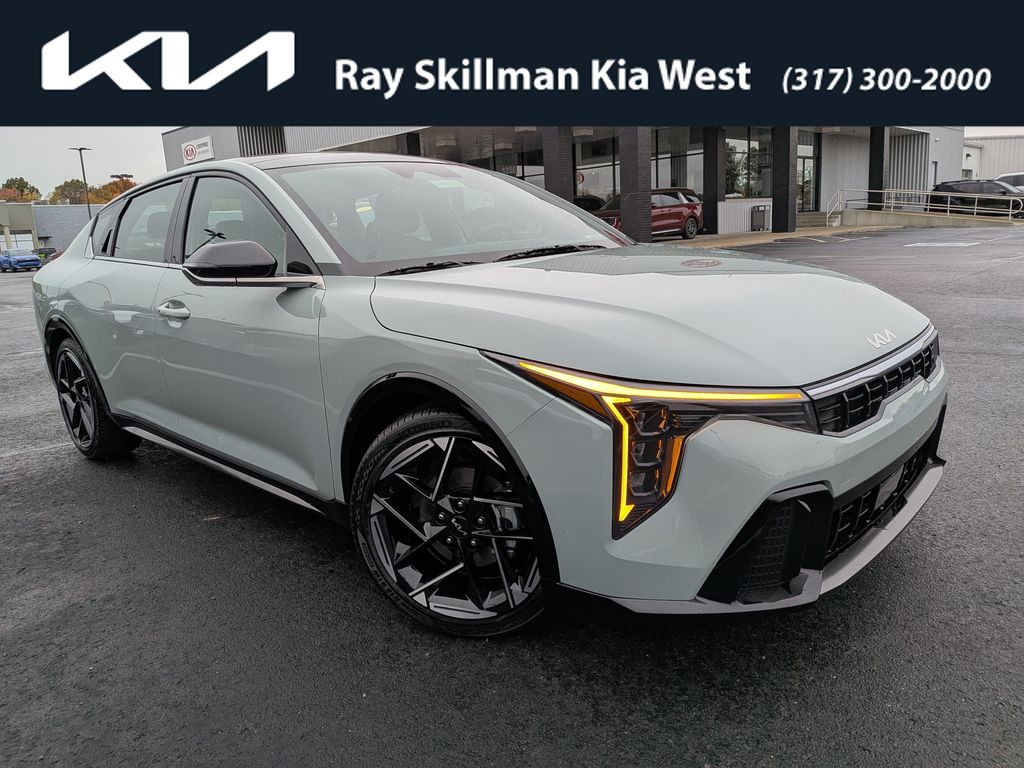 2025 Kia K4 GT-Line's photo