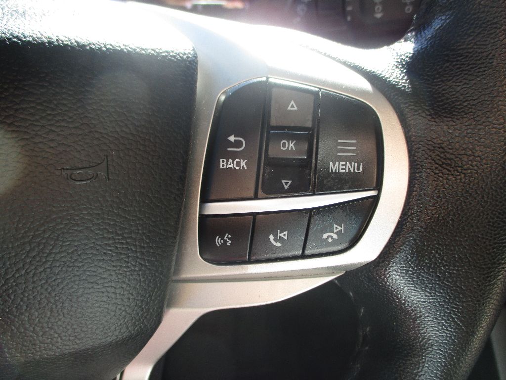 2021 Ford Explorer XLT photo 13