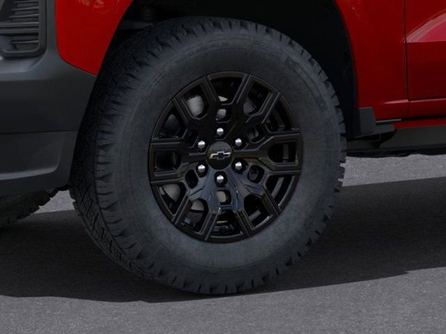 2025 Chevrolet Colorado LT photo 9