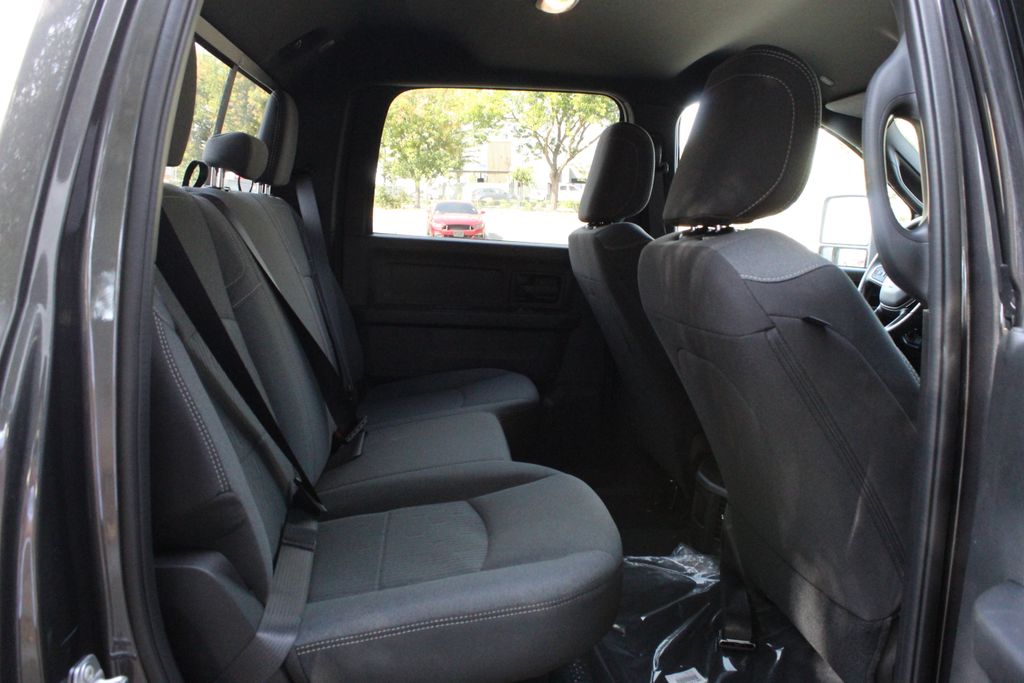 2024 Ram 2500 Tradesman photo 4