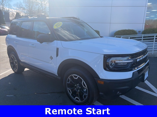 2025 Ford Bronco Sport Outer Banks's photo