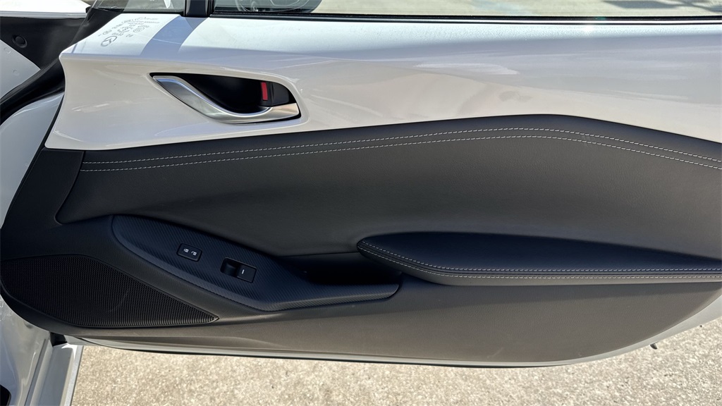 2023 Mazda MX-5 Miata RF Miata Grand Touring photo 41