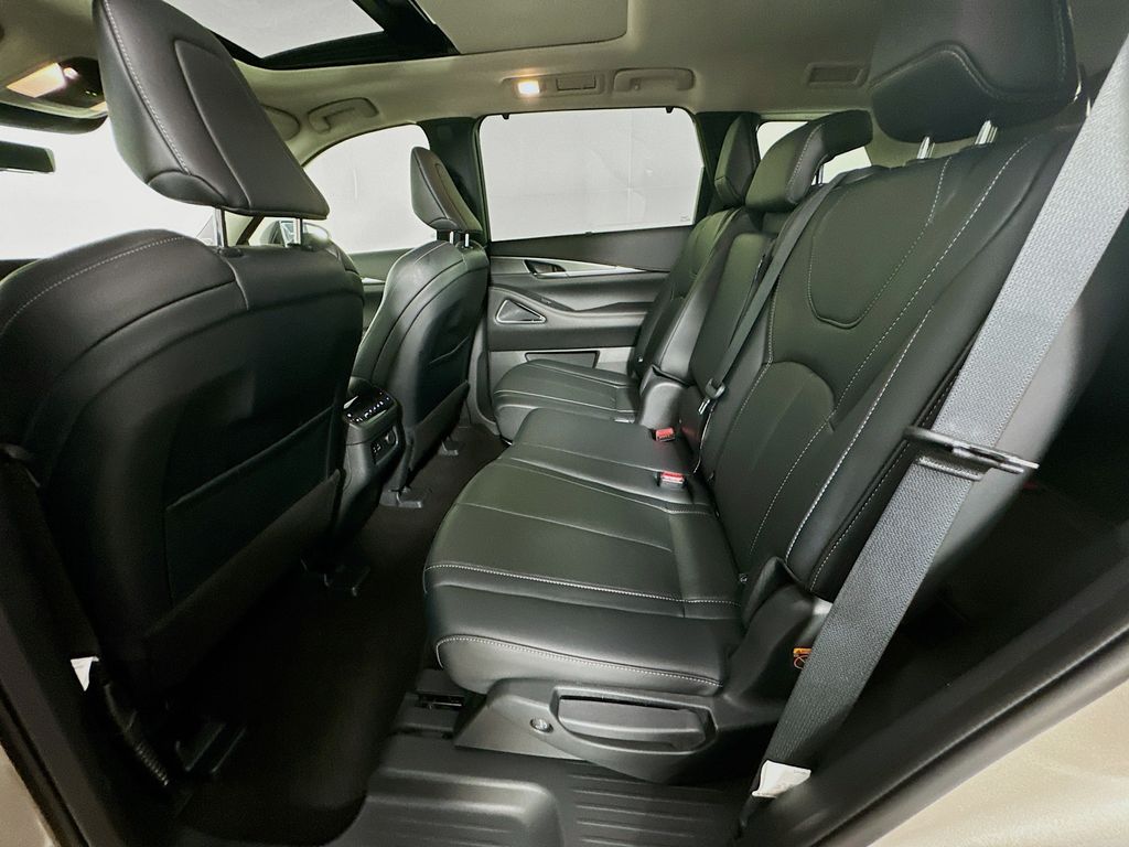 2023 Infiniti QX60 Luxe photo 27