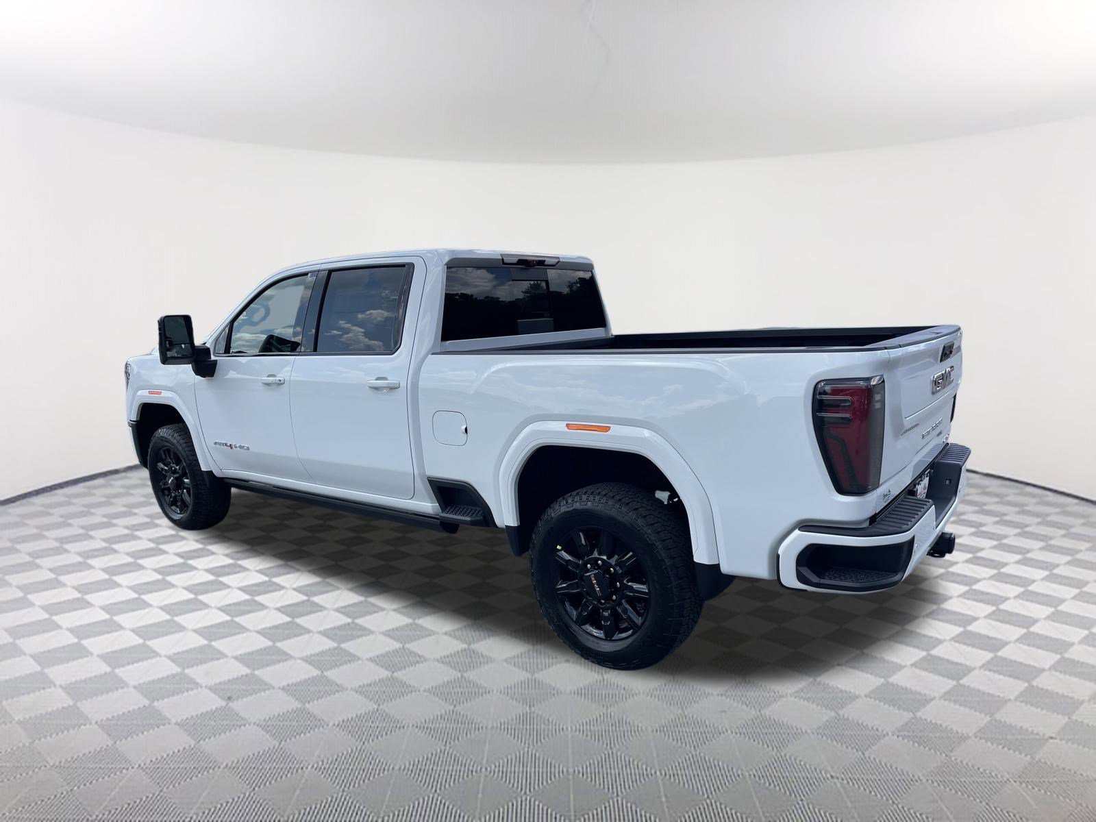 2025 Gmc Sierra 2500 HD AT4 photo 2
