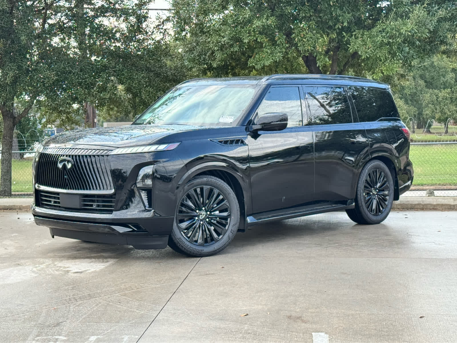 2026 INFINITI QX80 Luxe's photo