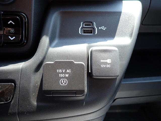 2023 Ram ProMaster 3500 photo 15