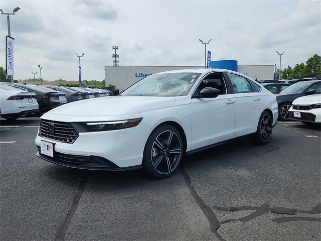 2025 Honda Accord Hybrid Sport photo 2