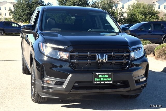 2026 Honda Ridgeline Sport photo 2