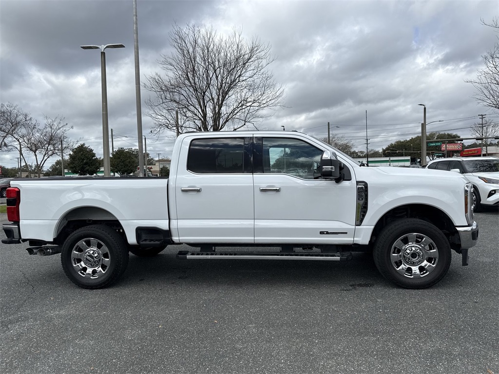 2024 Ford F-250 photo 2