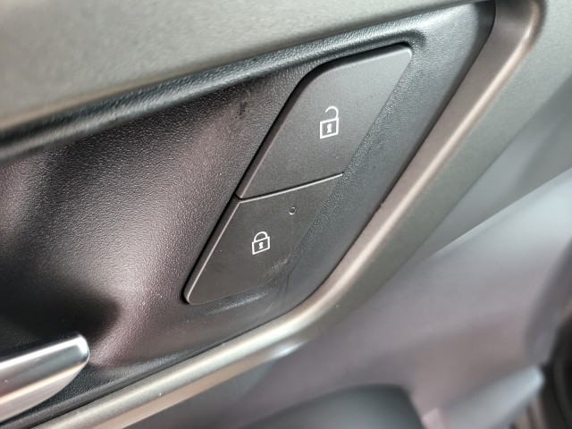 2025 Chevrolet Traverse photo 19